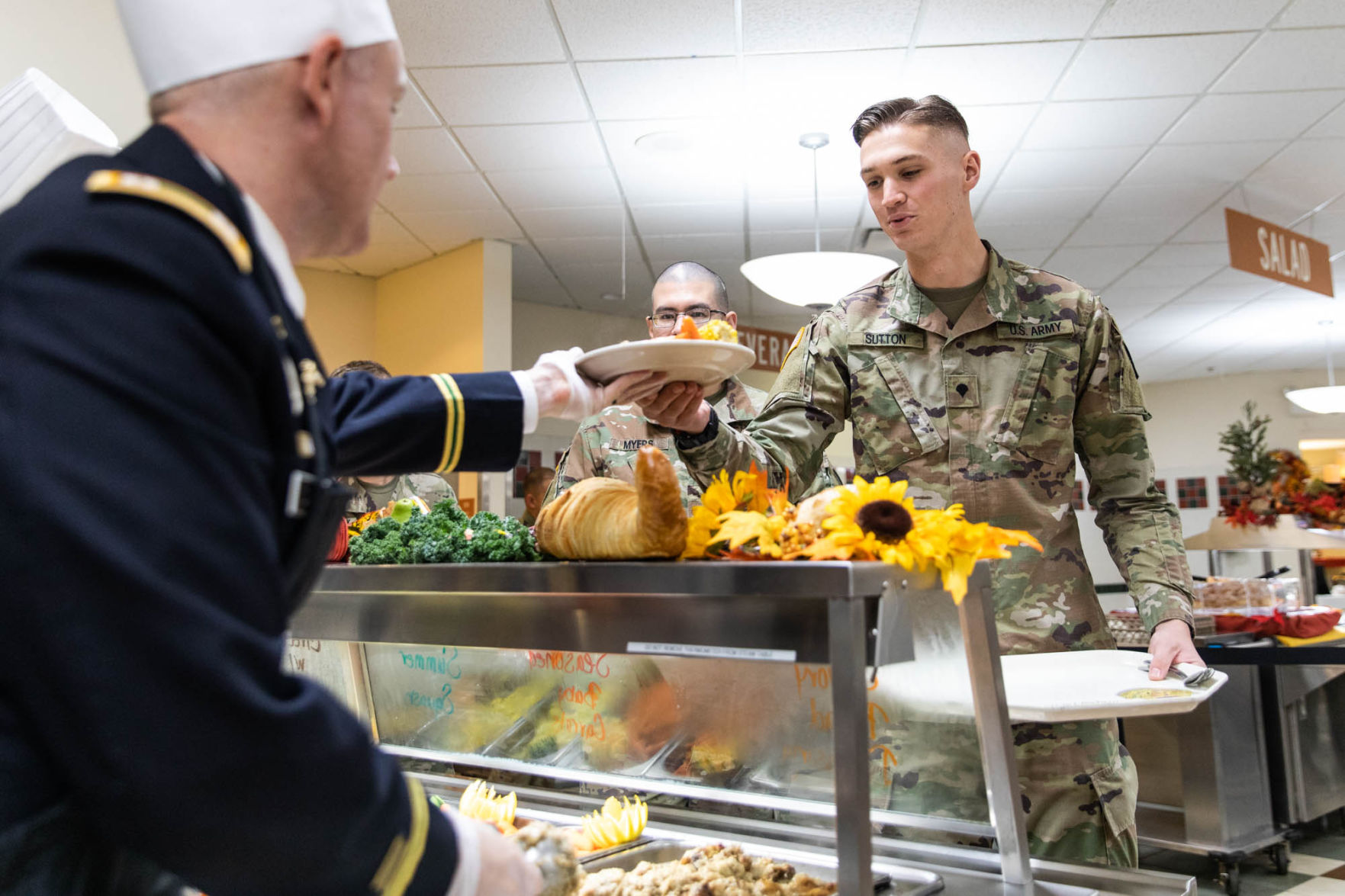 Drum serves annual Thanksgiving meal